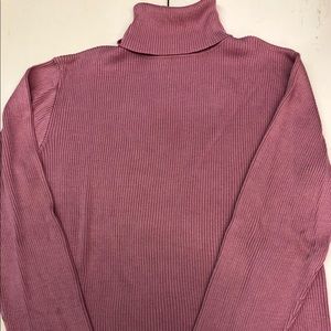 Ann Taylor Loft, Pink ribbed turtleneck in a large